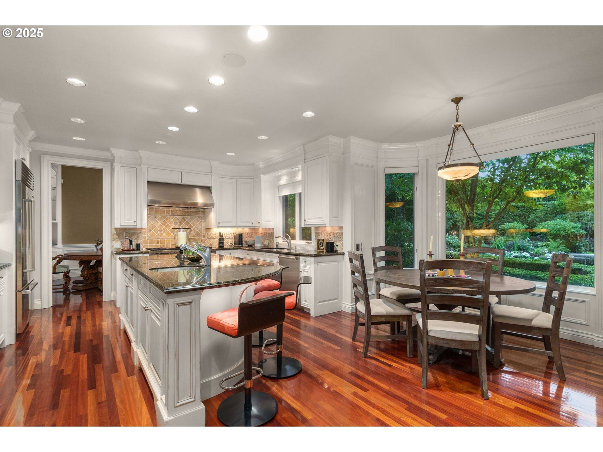 Portland, Oregon, 97229, United States, 5 Bedrooms Bedrooms, ,6 BathroomsBathrooms,Residential,Active,1894169