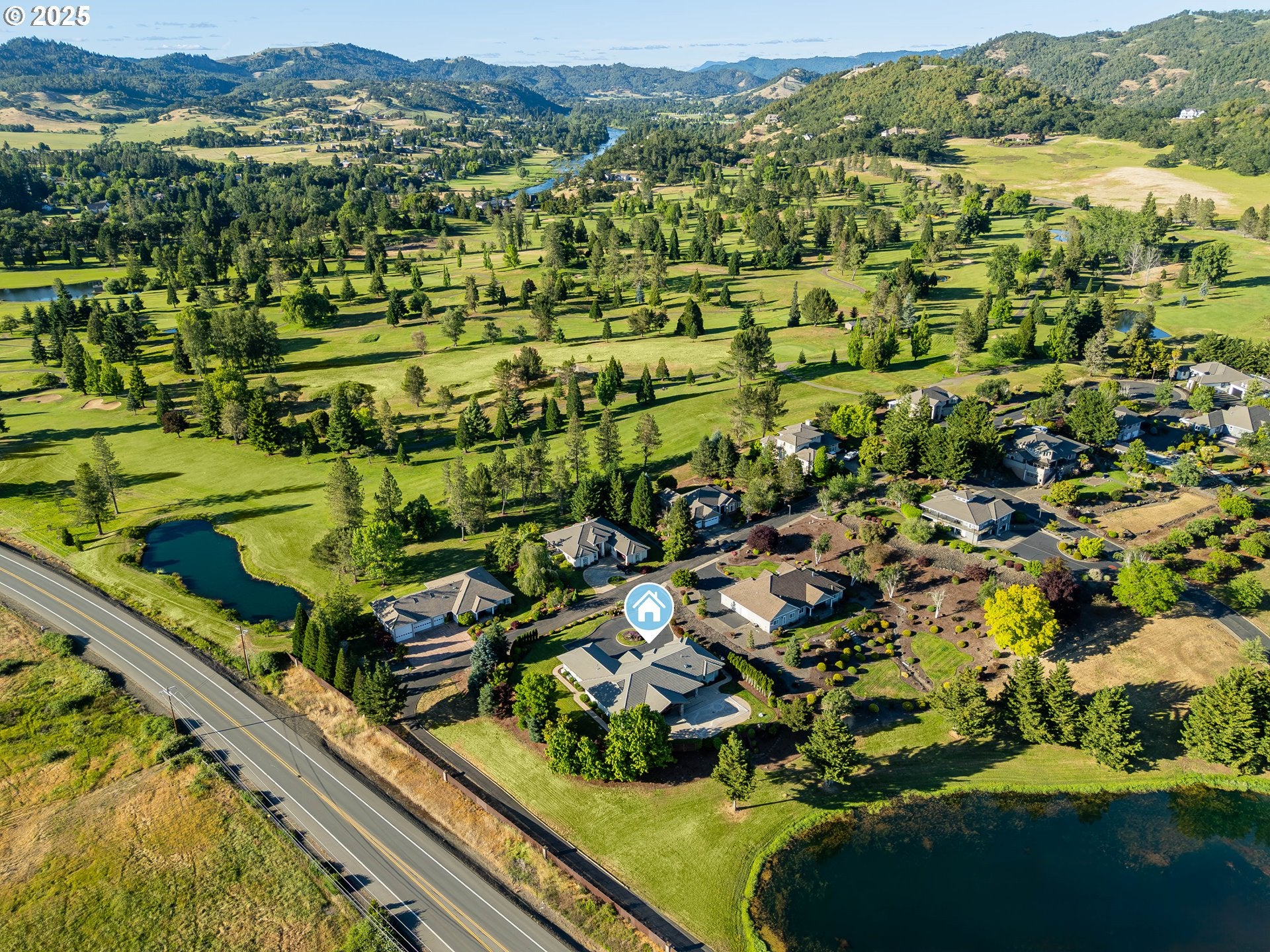 Roseburg, Oregon, 97471, United States, ,3 BathroomsBathrooms,Residential,Active,1828697