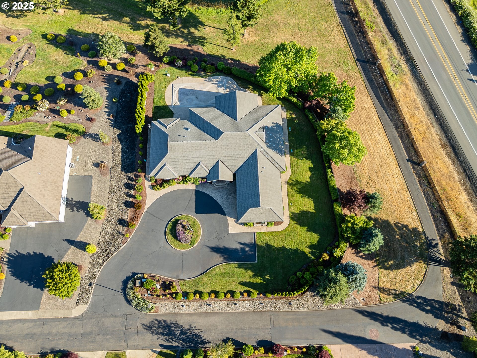 Roseburg, Oregon, 97471, United States, ,3 BathroomsBathrooms,Residential,Active,1828697