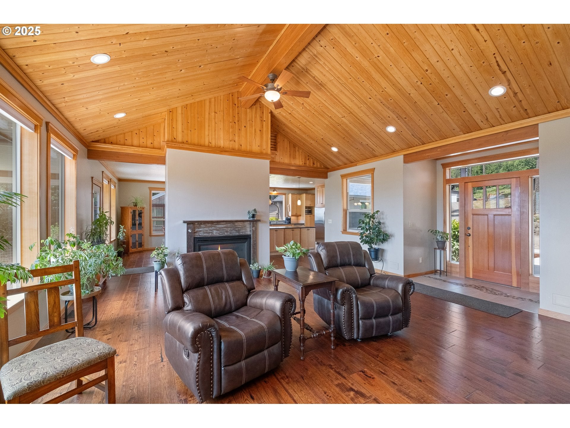 Brownsville, Oregon, 97327, United States, 4 Bedrooms Bedrooms, ,4 BathroomsBathrooms,Residential,Active,1863465