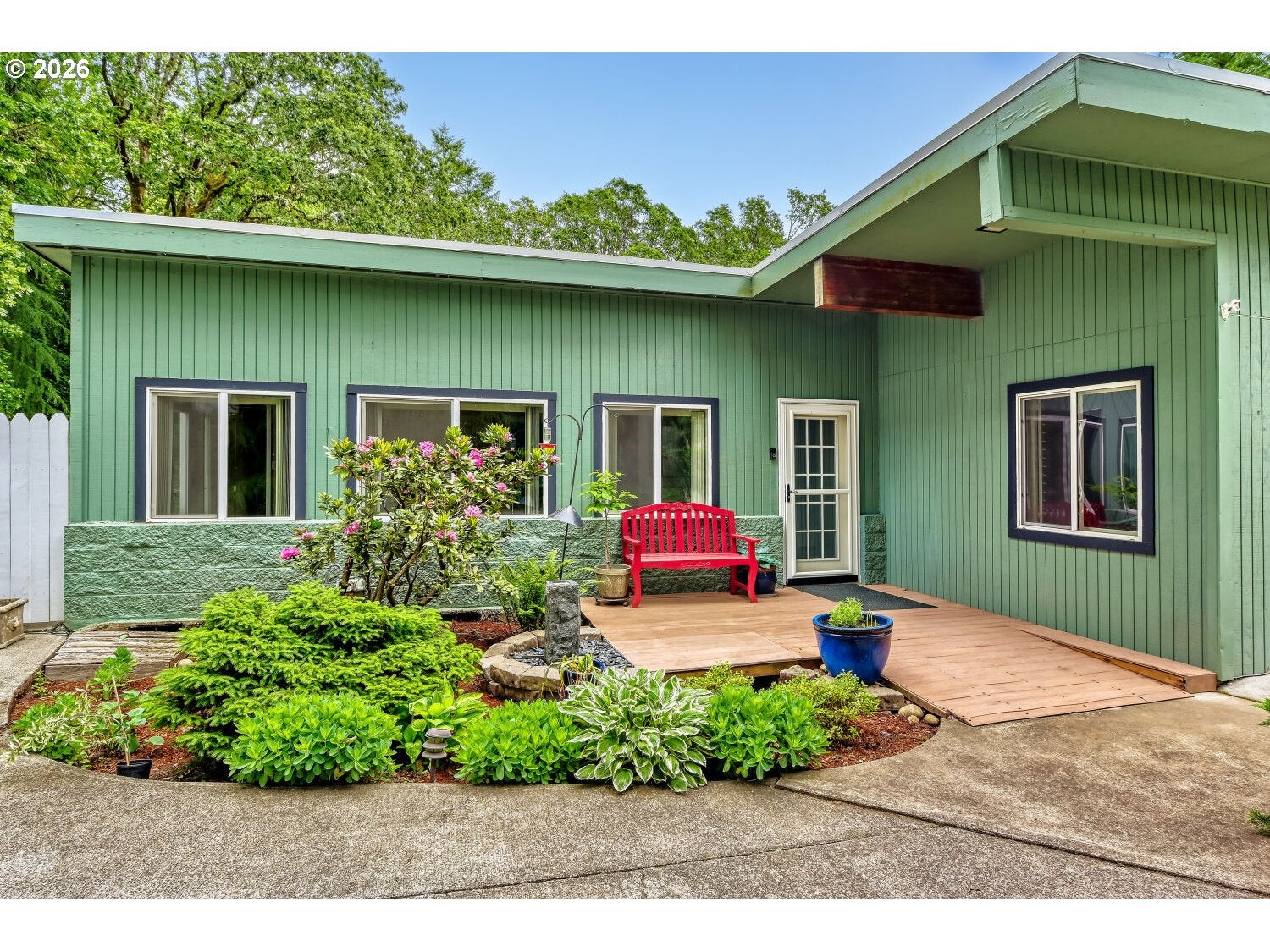Milwaukie, Oregon, 97267, United States, 5 Bedrooms Bedrooms, ,4 BathroomsBathrooms,Residential,Active,2044550