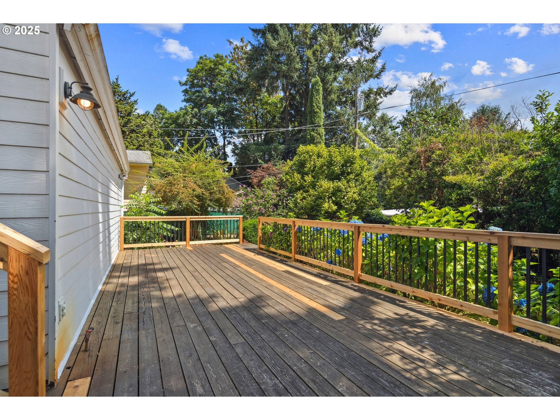 Lake Oswego, Oregon, 97034, United States, ,3 BathroomsBathrooms,Residential,Active,1899903
