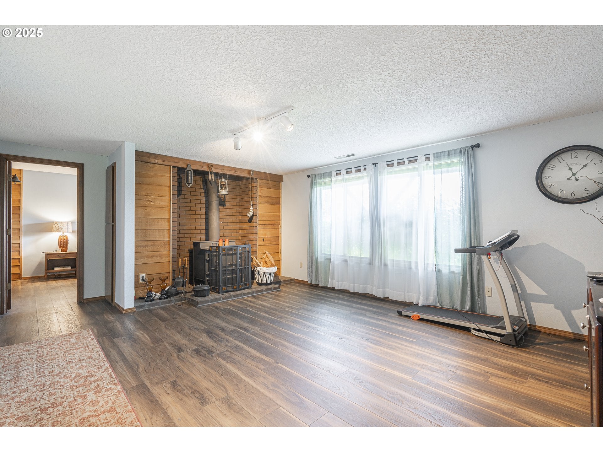 Mcminnville, Oregon, 97128, United States, 4 Bedrooms Bedrooms, ,3 BathroomsBathrooms,Residential,Active,1853796