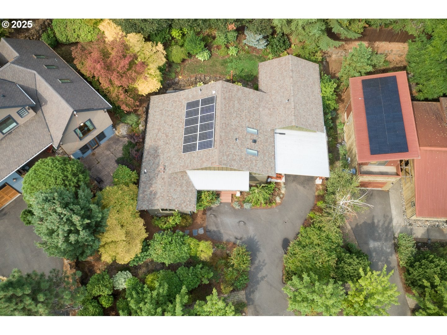 Hood River, Oregon, 97031, United States, 3 Bedrooms Bedrooms, ,3 BathroomsBathrooms,Residential,Active,1927664