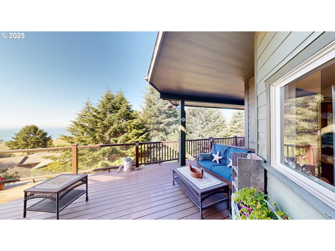 Brookings, Oregon, 97415, United States, 3 Bedrooms Bedrooms, ,4 BathroomsBathrooms,Residential,Active,1927672