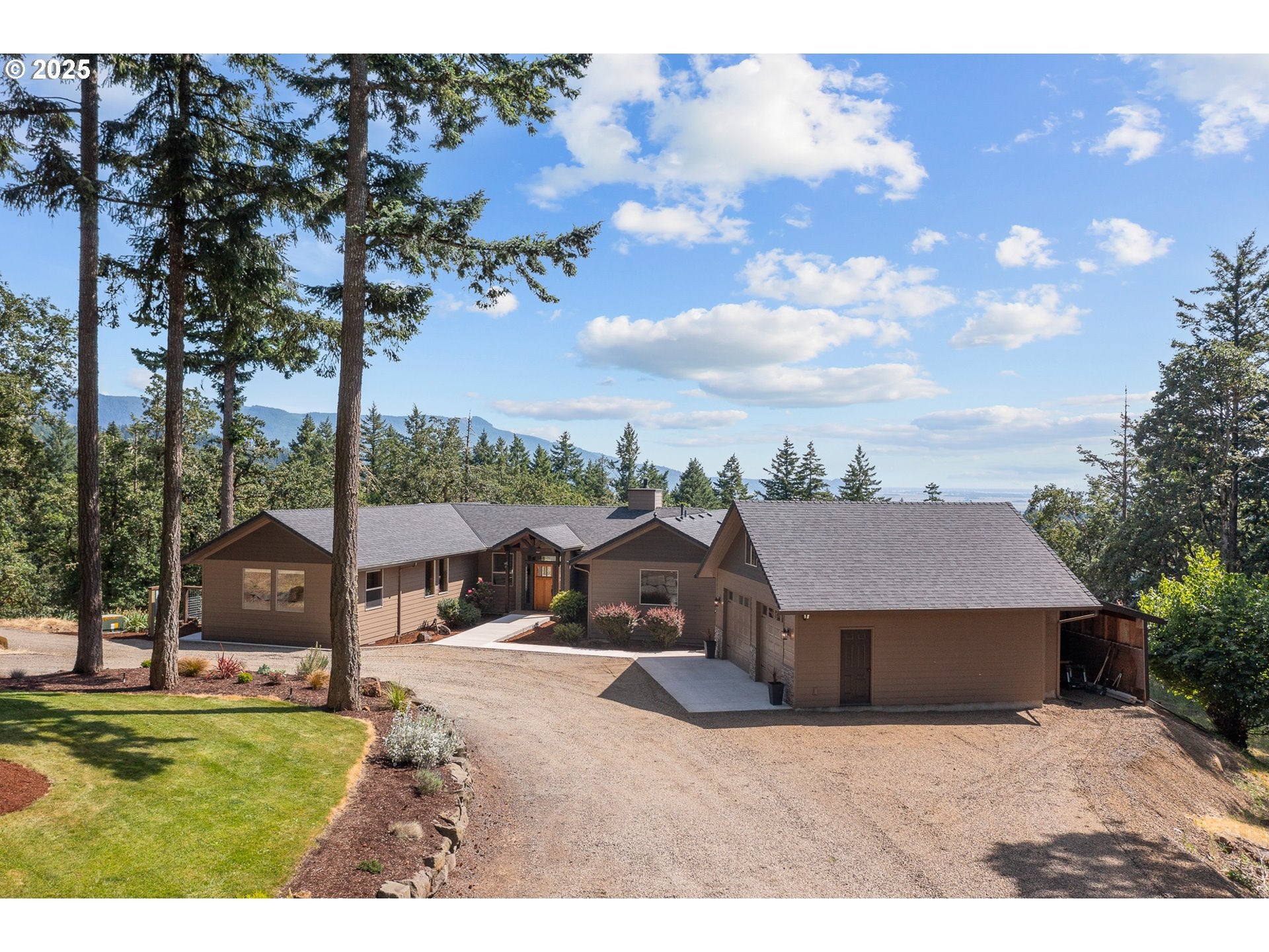 Brownsville, Oregon, 97327, United States, 4 Bedrooms Bedrooms, ,4 BathroomsBathrooms,Residential,Active,1863465