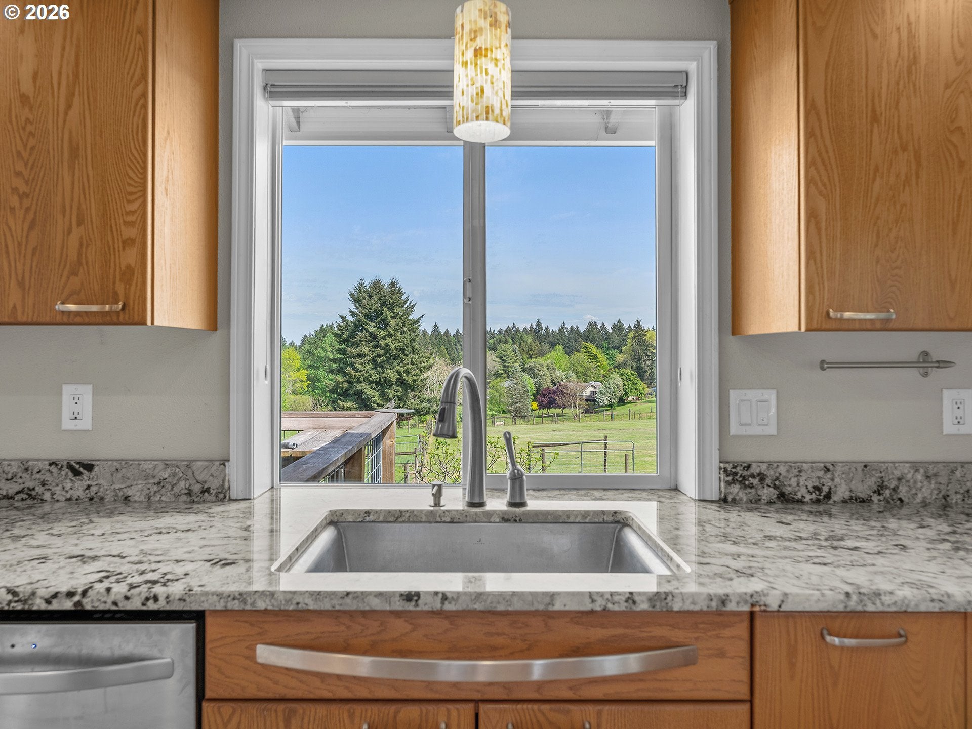 Hillsboro, Oregon, 97123, United States, 5 Bedrooms Bedrooms, ,3 BathroomsBathrooms,Residential,Active,2044567