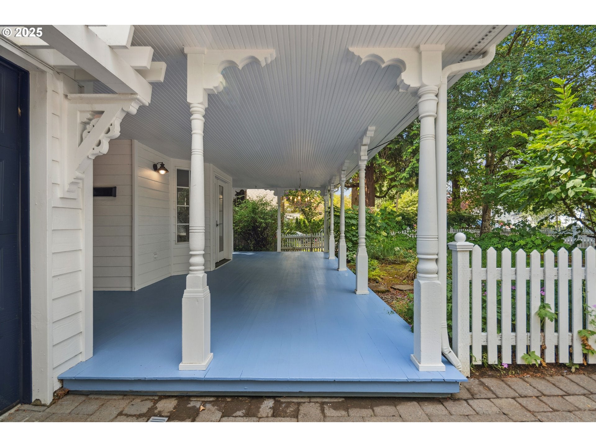 Lake Oswego, Oregon, 97034, United States, ,3 BathroomsBathrooms,Residential,Active,1899903