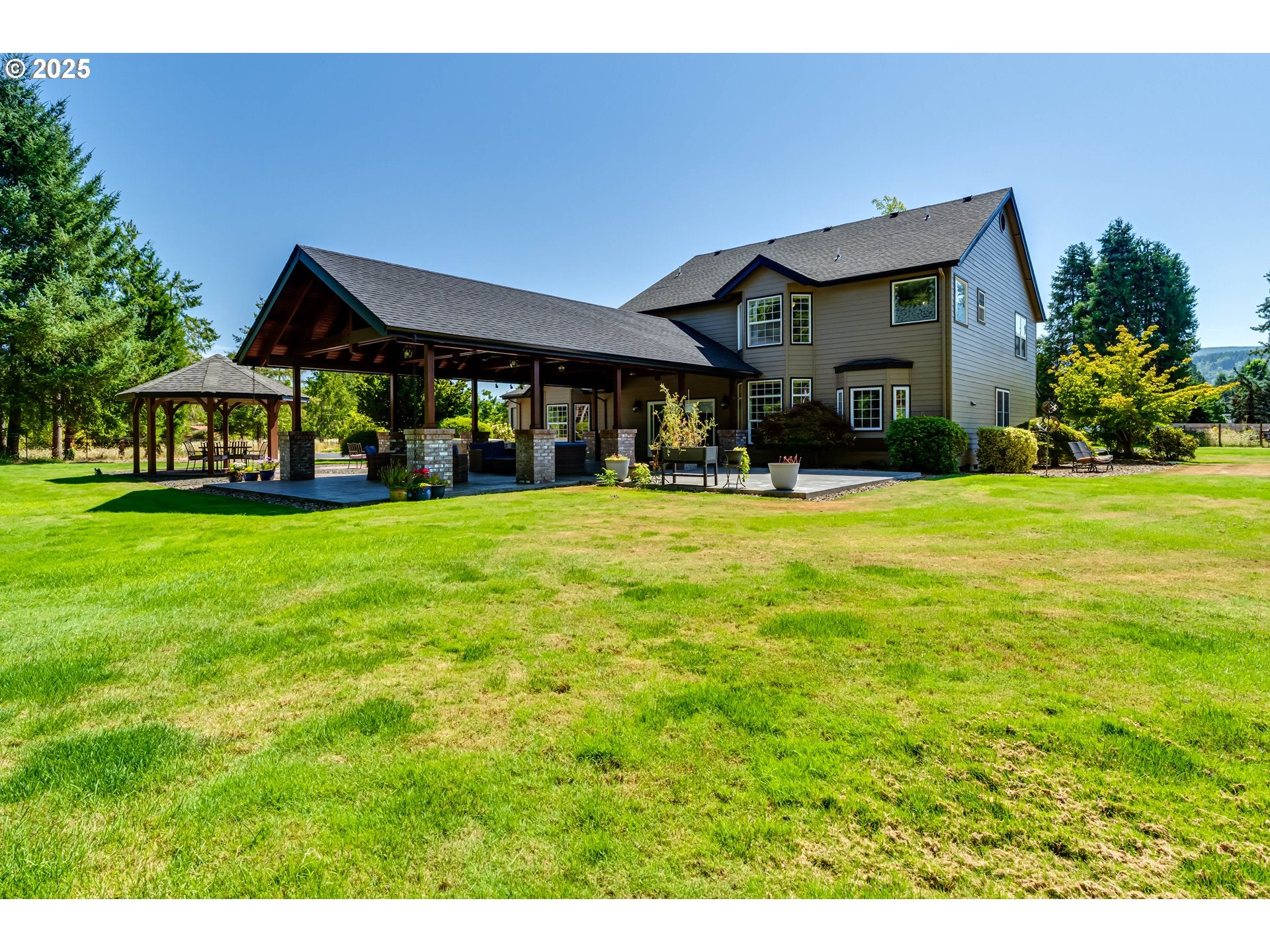Springfield, Oregon, 97478, United States, 4 Bedrooms Bedrooms, ,3 BathroomsBathrooms,Residential,Active,1904190