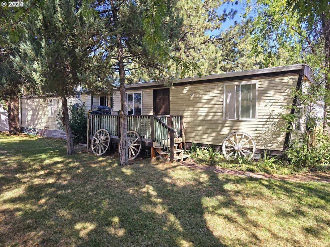 1809 26TH ST UNIT 105, LA GRANDE, OR 97850, photo 1 of 19