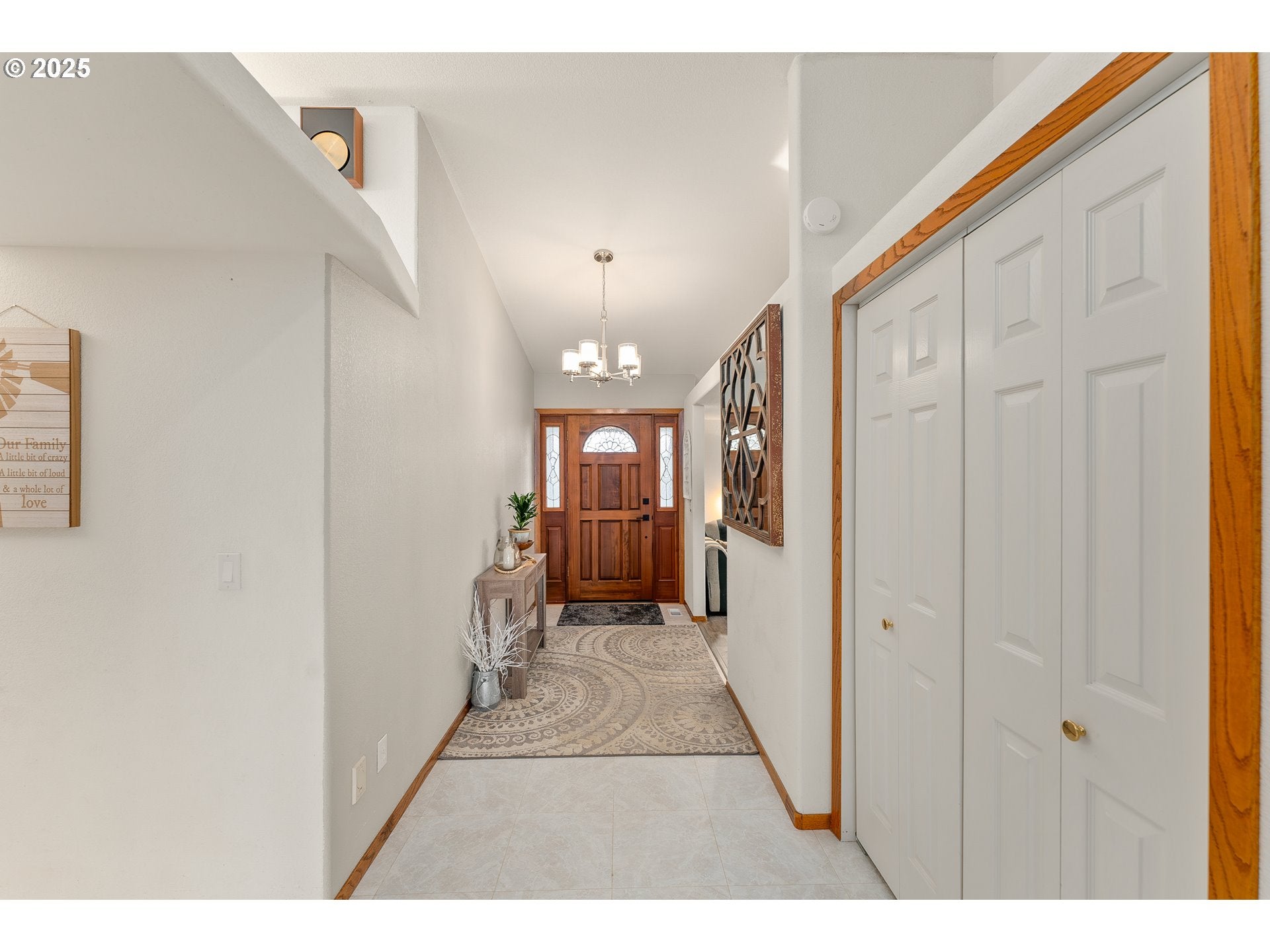 Roseburg, Oregon, 97470, United States, 4 Bedrooms Bedrooms, ,3 BathroomsBathrooms,Residential,Active,1701656