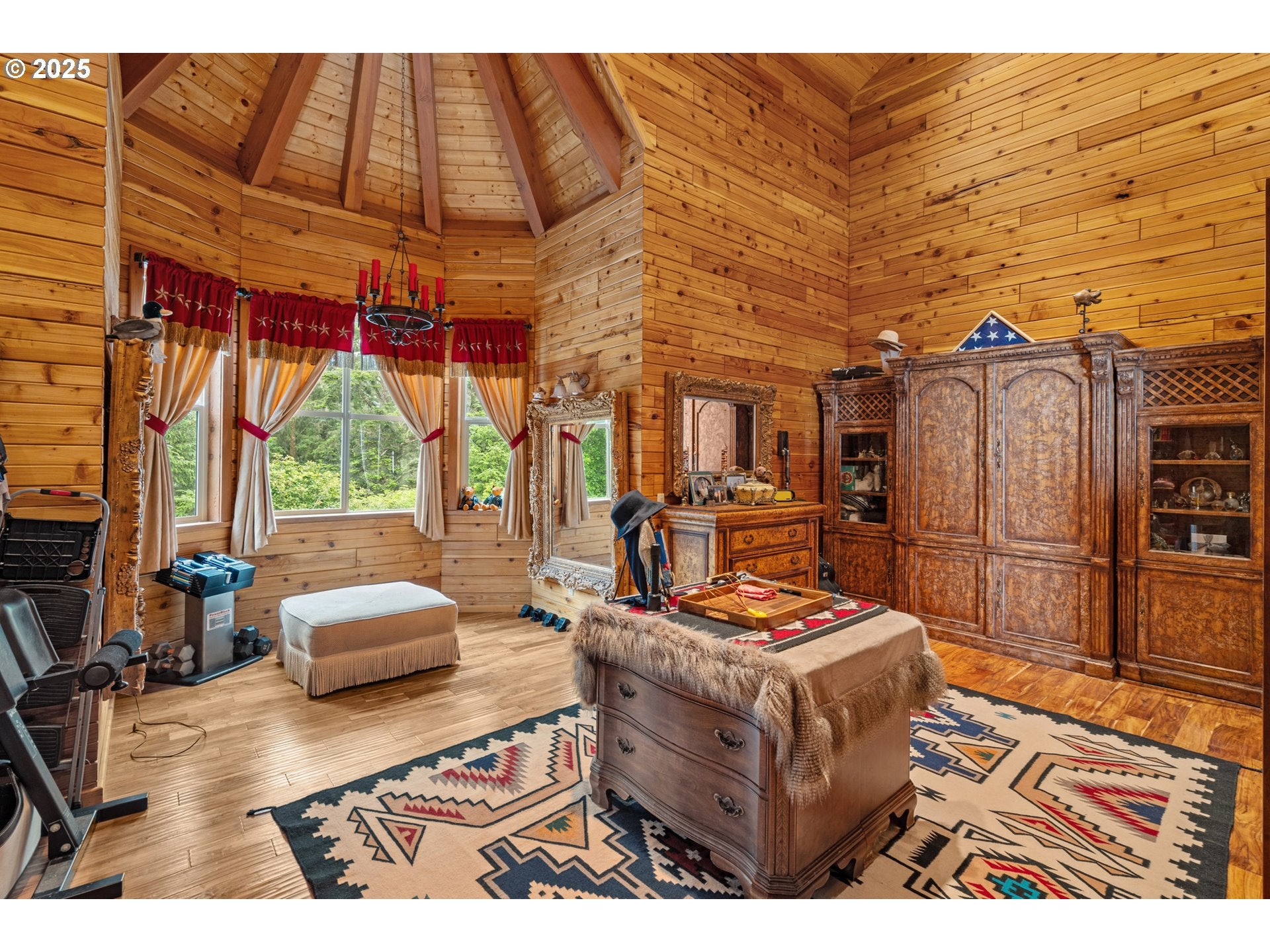 Gold Beach, Oregon, 97444, United States, 4 Bedrooms Bedrooms, ,5 BathroomsBathrooms,Residential,Active,2012238