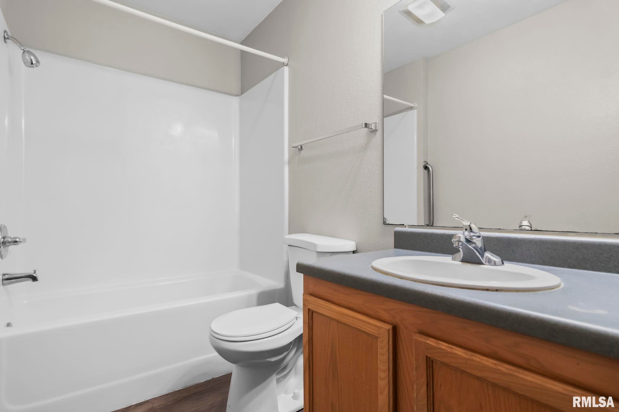 Chatham, Illinois, 62629, United States, ,Residential,Contingent,1788474