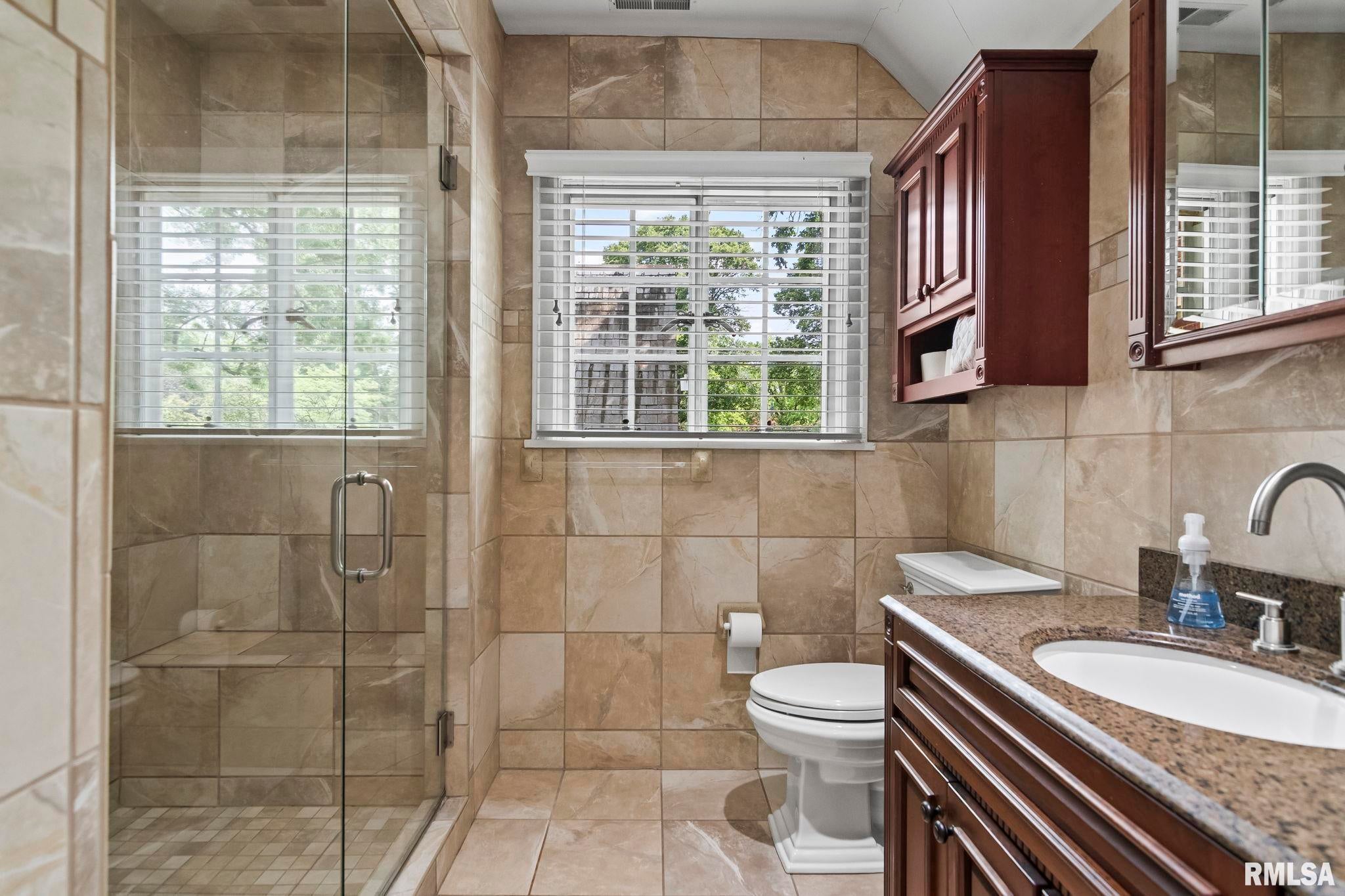 Springfield, Illinois, 62704, United States, 6 Bedrooms Bedrooms, ,7 BathroomsBathrooms,Residential,Active,1820370
