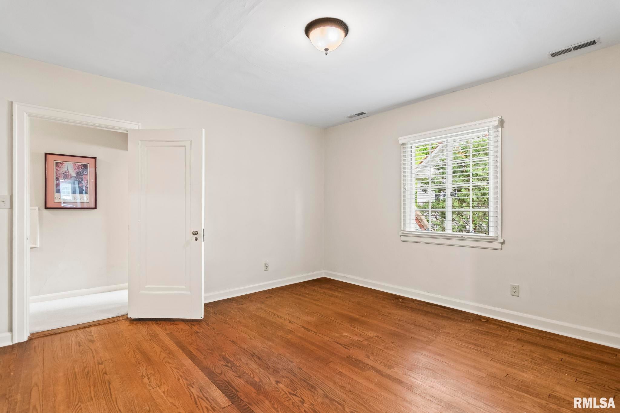 Springfield, Illinois, 62704, United States, 6 Bedrooms Bedrooms, ,7 BathroomsBathrooms,Residential,Active,1820370