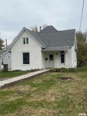 136 CHESTNUT ST, JACKSONVILLE, IL 62650 - Image 1