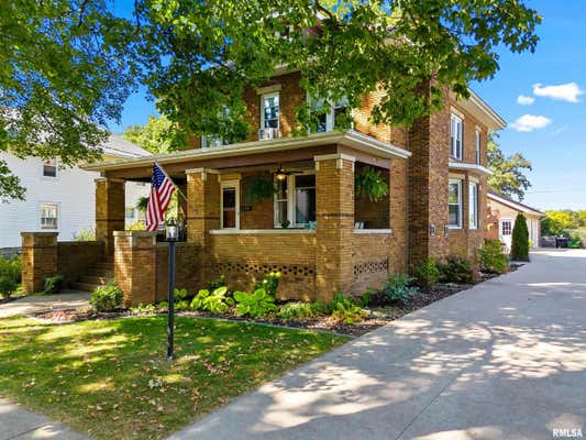 303 W BURTON AVE, EUREKA, IL 61530 - Image 1