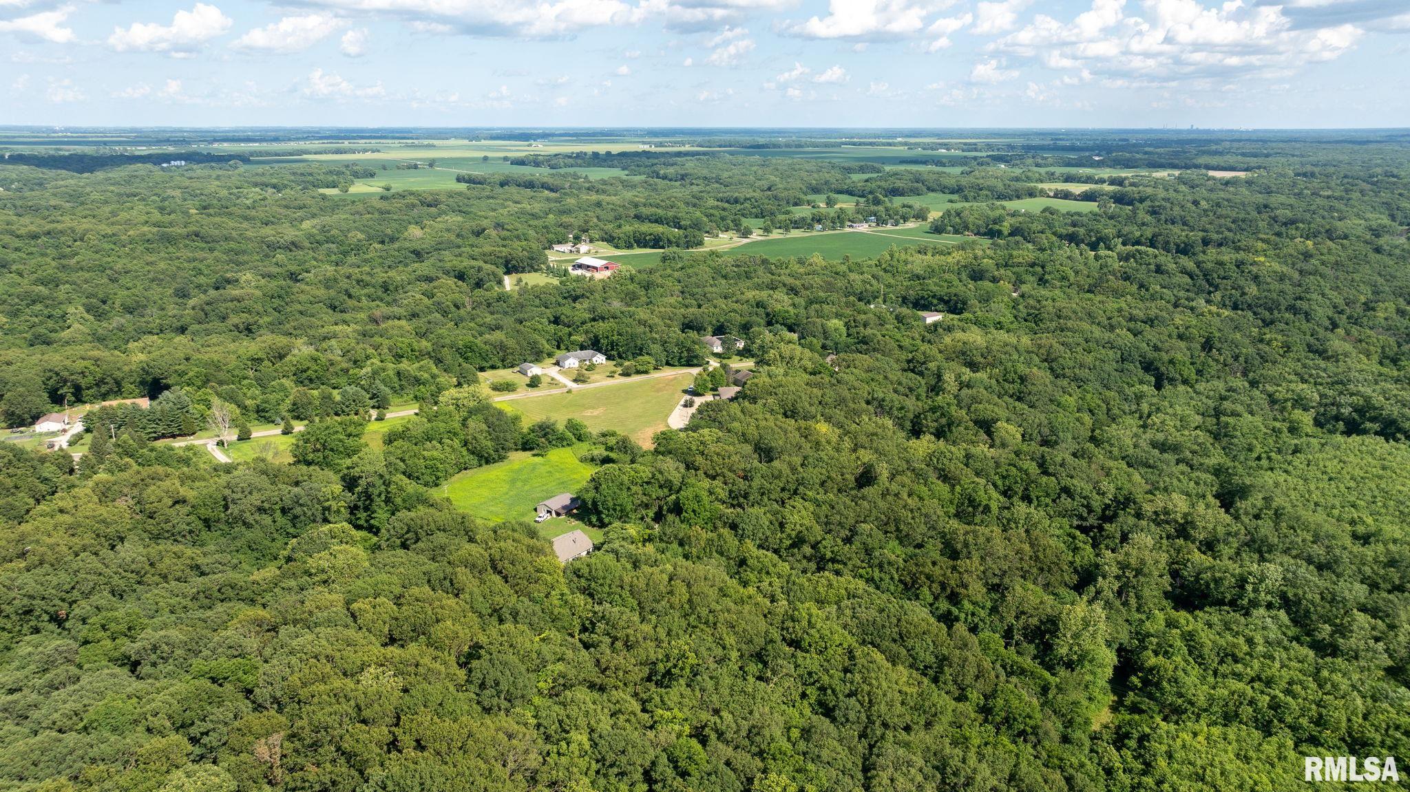 Athens, Illinois, 62613, United States, 5 Bedrooms Bedrooms, ,7 BathroomsBathrooms,Residential,Active,1898238