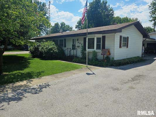 402 HARRINGTON ST, CARLINVILLE, IL 62626 - Image 1