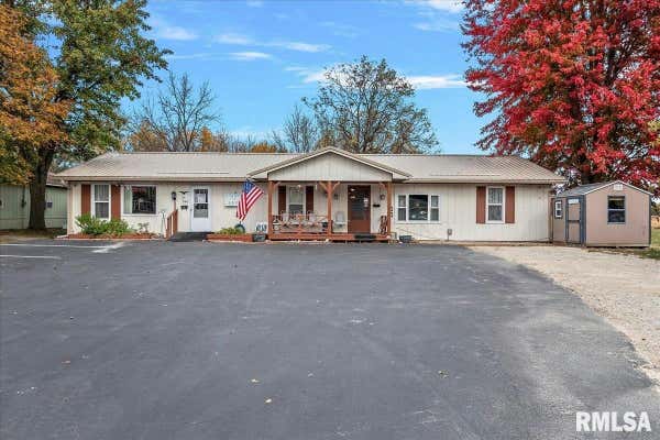 840 W WALNUT ST, JACKSONVILLE, IL 62650 - Image 1