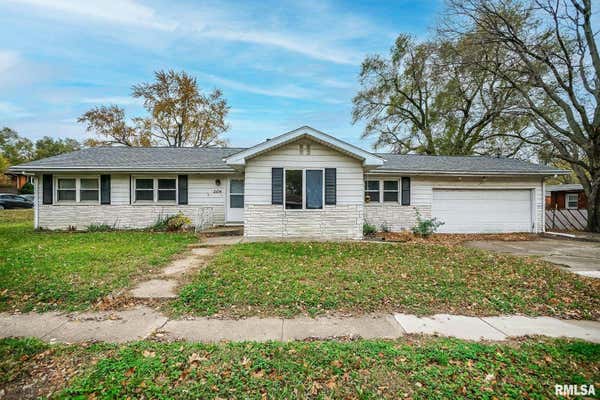 2104 WILLOW ST, PEKIN, IL 61554 - Image 1