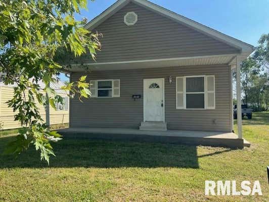 1021 N MAPLE ST, CENTRALIA, IL 62801 - Image 1