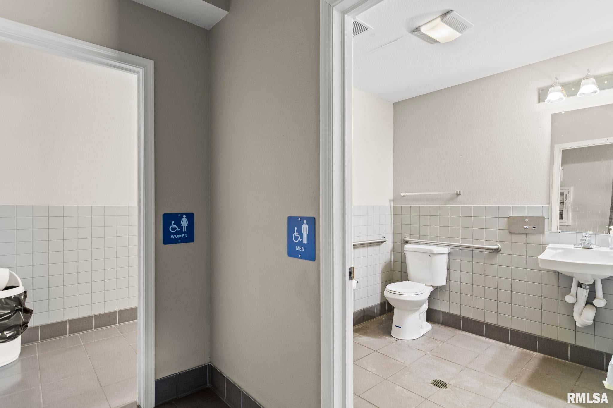 Chatham, Illinois, 62629, United States, ,Residential,Contingent,1788474