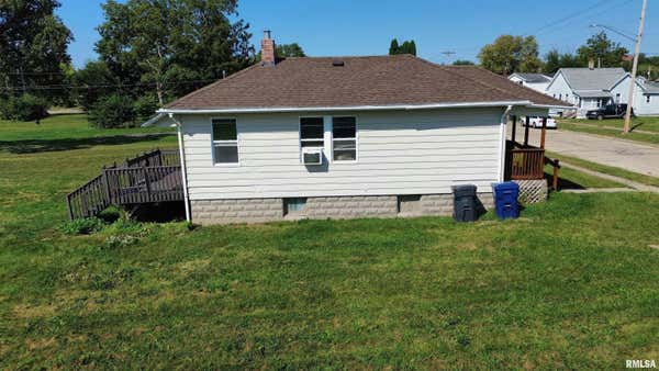 321 2ND AVE N, CLINTON, IA 52732, photo 2 of 16