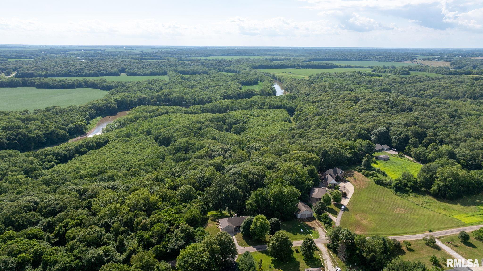 Athens, Illinois, 62613, United States, 5 Bedrooms Bedrooms, ,7 BathroomsBathrooms,Residential,Active,1898238