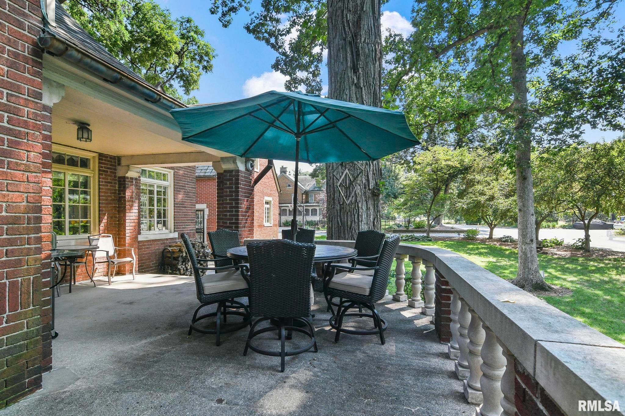 Springfield, Illinois, 62704, United States, 6 Bedrooms Bedrooms, ,7 BathroomsBathrooms,Residential,Active,1820370