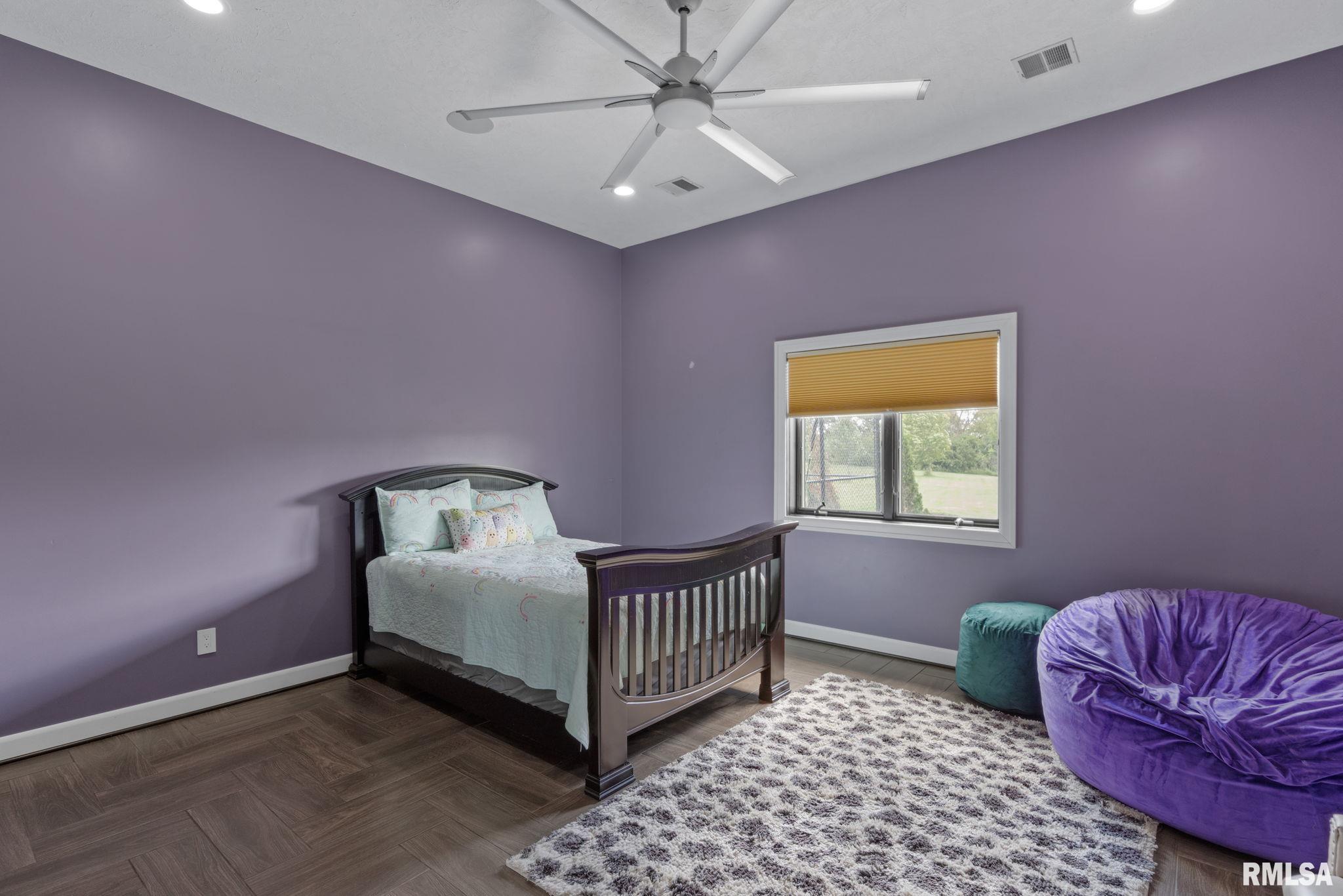 Geneseo, Illinois, 61254, United States, 3 Bedrooms Bedrooms, ,3 BathroomsBathrooms,Residential,Active,1945080