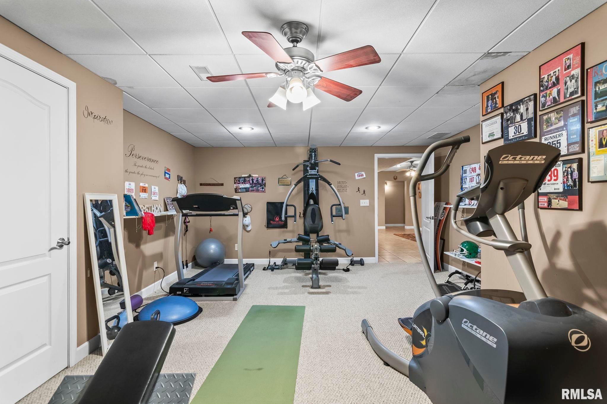 Athens, Illinois, 62613, United States, 5 Bedrooms Bedrooms, ,7 BathroomsBathrooms,Residential,Active,1898238