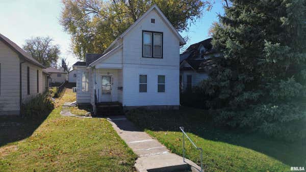 825 11TH AVE S, CLINTON, IA 52732 - Image 1