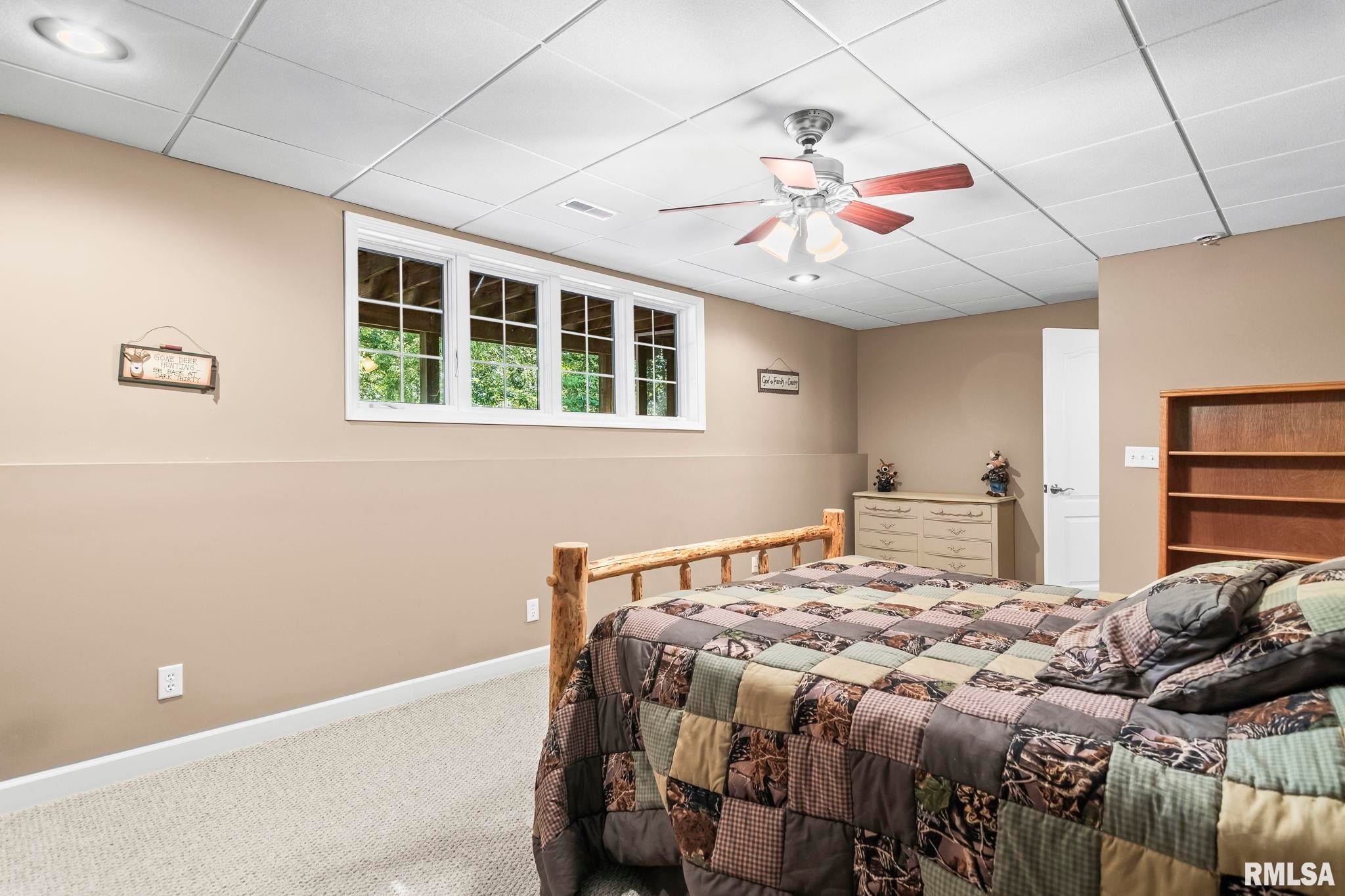 Athens, Illinois, 62613, United States, 5 Bedrooms Bedrooms, ,7 BathroomsBathrooms,Residential,Active,1898238