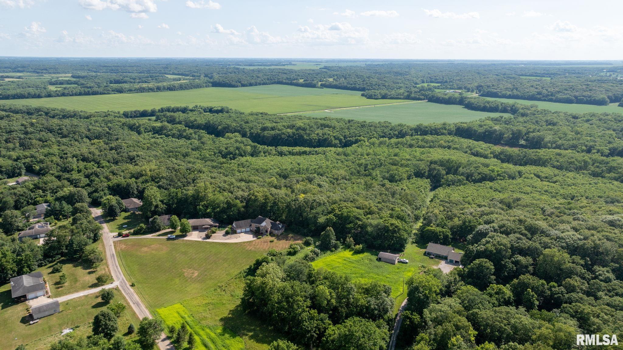 Athens, Illinois, 62613, United States, 5 Bedrooms Bedrooms, ,7 BathroomsBathrooms,Residential,Active,1898238