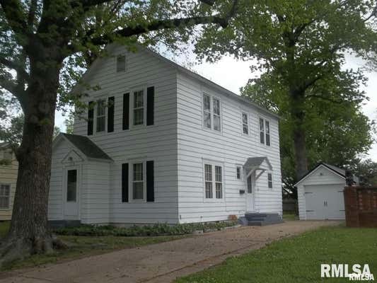 218 S PINE ST, BENTON, IL 62812, photo 2 of 25