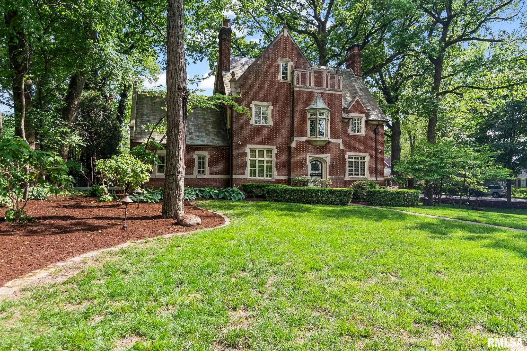 Springfield, Illinois, 62704, United States, 6 Bedrooms Bedrooms, ,7 BathroomsBathrooms,Residential,Active,1820370