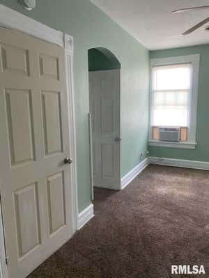 2324 W 3RD ST, DAVENPORT, IA 52802, photo 2 of 12