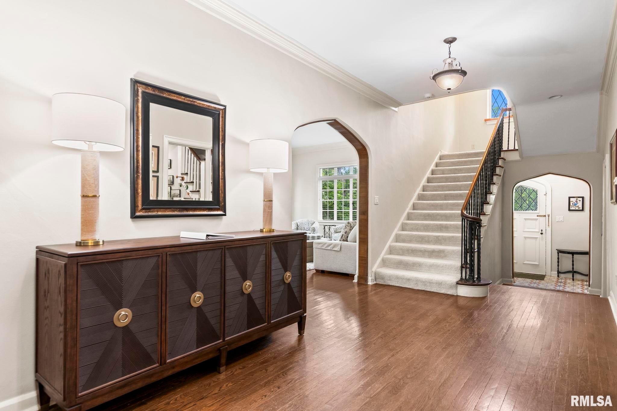 Springfield, Illinois, 62704, United States, 6 Bedrooms Bedrooms, ,7 BathroomsBathrooms,Residential,Active,1820370