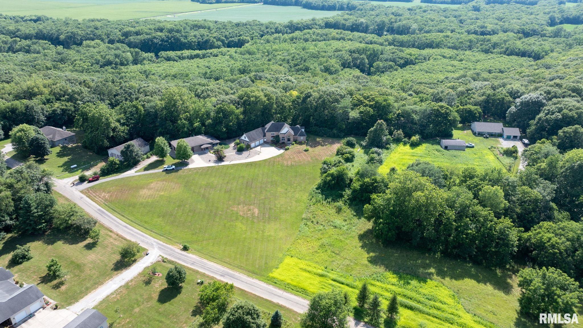 Athens, Illinois, 62613, United States, 5 Bedrooms Bedrooms, ,7 BathroomsBathrooms,Residential,Active,1898238