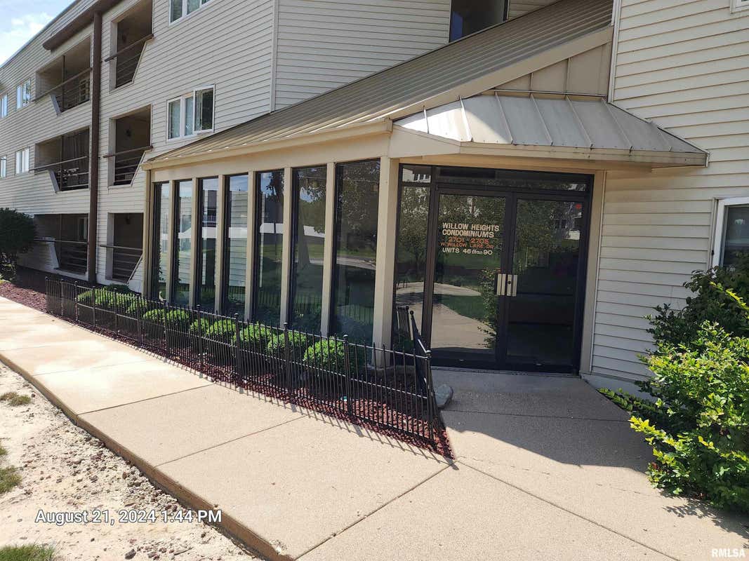 2701 W WILLOWLAKE DR APT 69, PEORIA, IL 61614, photo 1 of 96