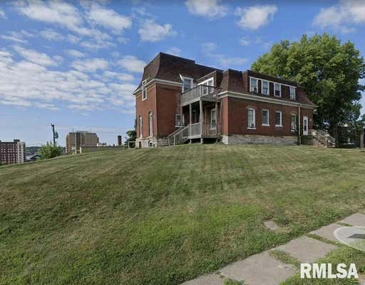 620 N PERRY ST, DAVENPORT, IA 52803 - Image 1