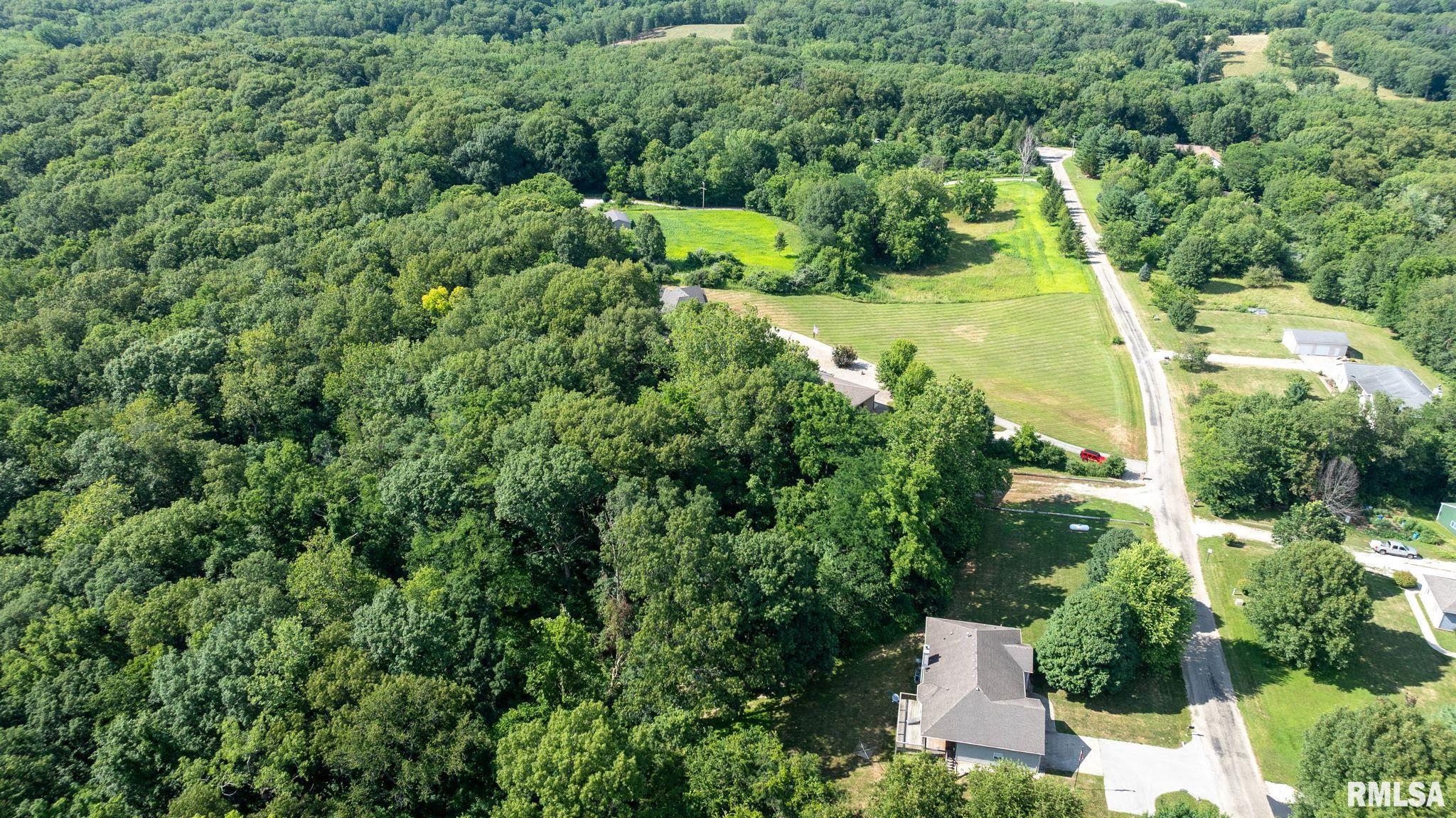 Athens, Illinois, 62613, United States, 5 Bedrooms Bedrooms, ,7 BathroomsBathrooms,Residential,Active,1898238