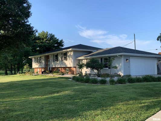 201 CAROBETH DR, JACKSONVILLE, IL 62650, photo 2 of 94