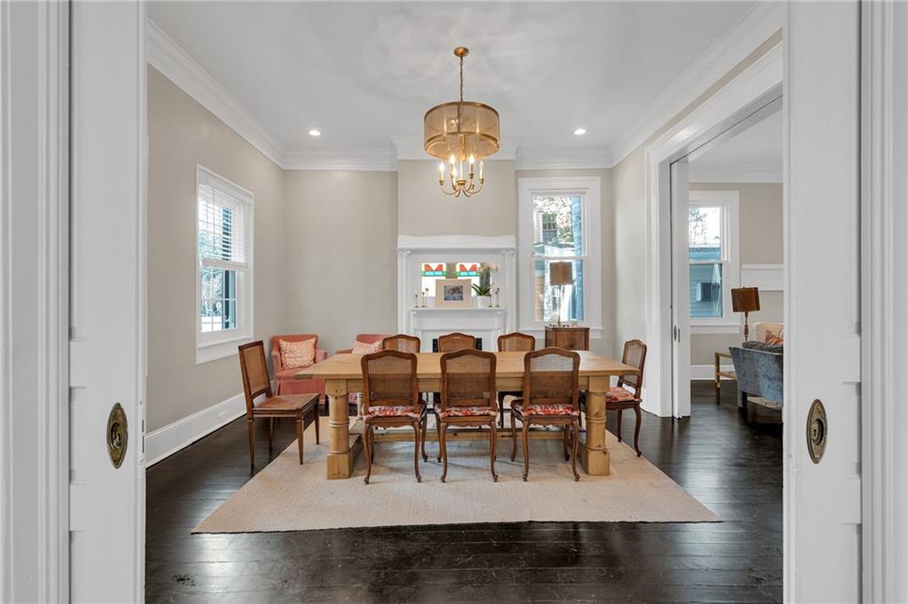 New Orleans, Louisiana, 70115, United States, 5 Bedrooms Bedrooms, ,4 BathroomsBathrooms,Residential,Active,1892595