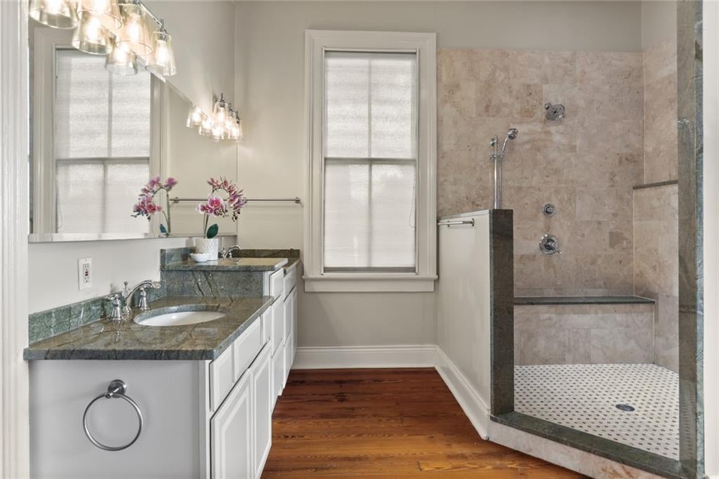 New Orleans, Louisiana, 70119, United States, 6 Bedrooms Bedrooms, ,6 BathroomsBathrooms,Residential,Active,1959548