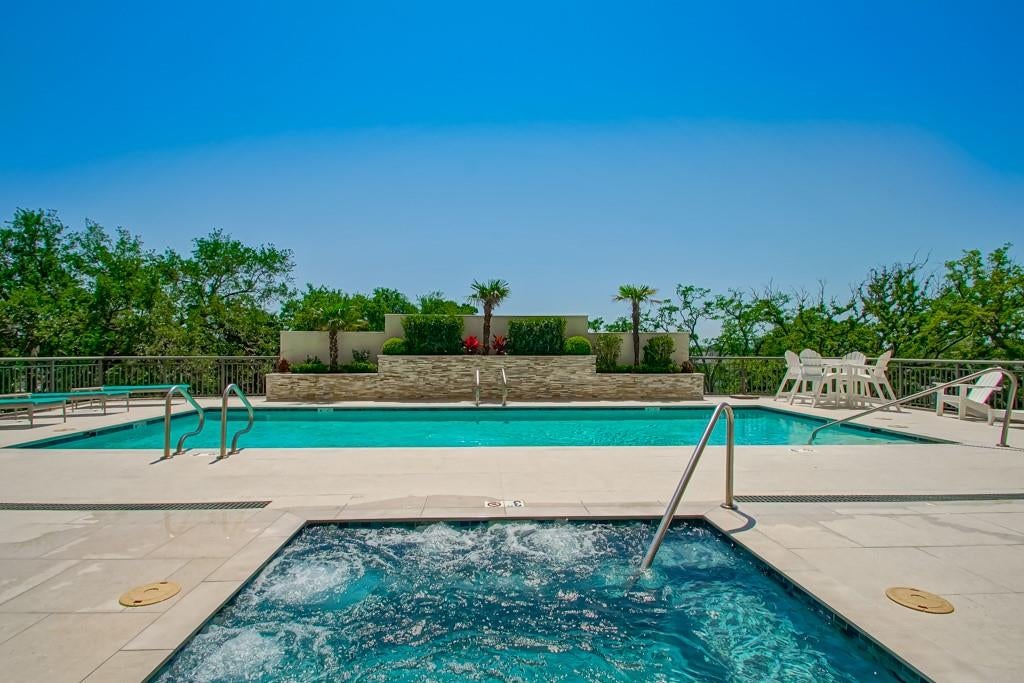 New Orleans, Louisiana, 70124, United States, 2 Bedrooms Bedrooms, ,3 BathroomsBathrooms,Residential,Active,2008338