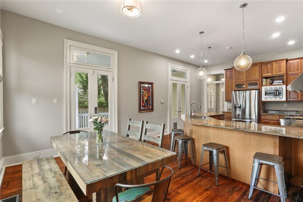 New Orleans, Louisiana, 70119, United States, 6 Bedrooms Bedrooms, ,6 BathroomsBathrooms,Residential,Active,1959548