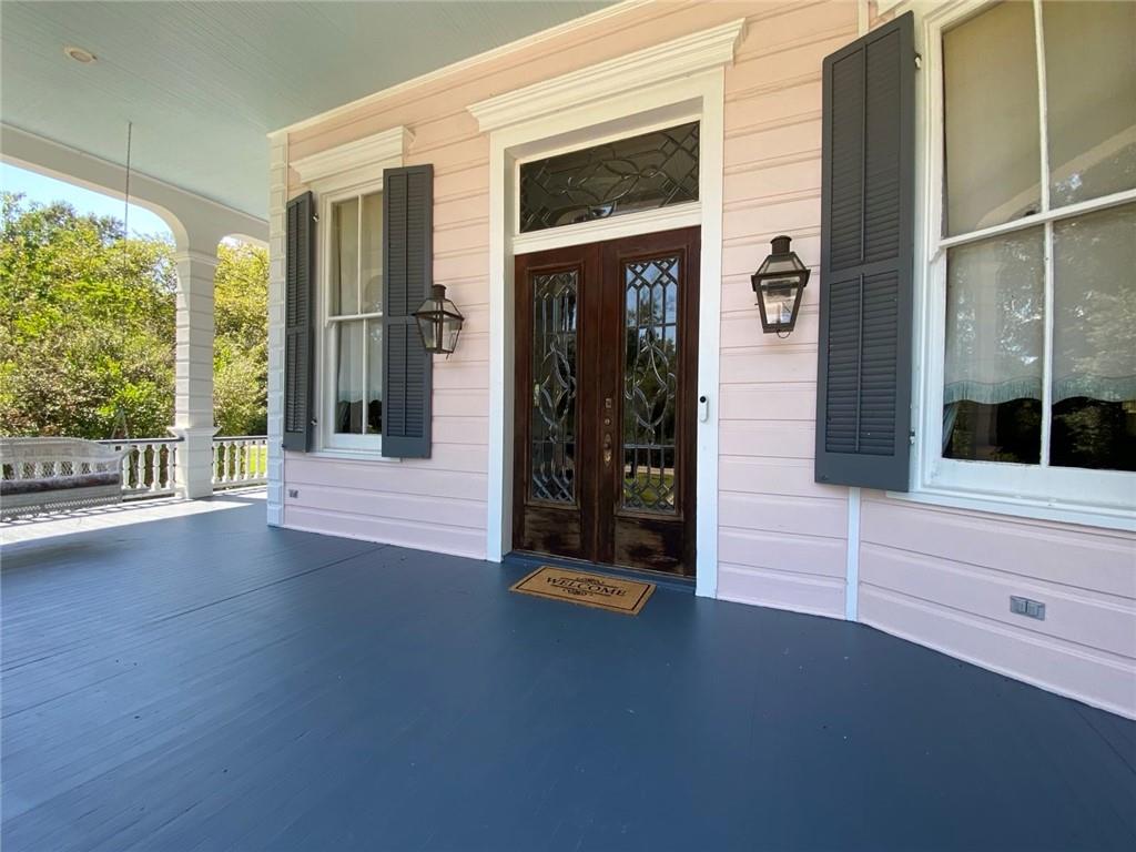 Covington, Louisiana, 70435, United States, 4 Bedrooms Bedrooms, ,5 BathroomsBathrooms,Residential,Active,1936635