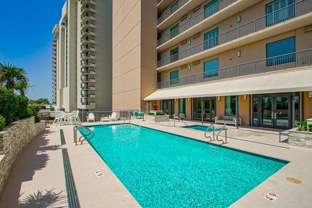 New Orleans, Louisiana, 70124, United States, 2 Bedrooms Bedrooms, ,3 BathroomsBathrooms,Residential,Active,2008338